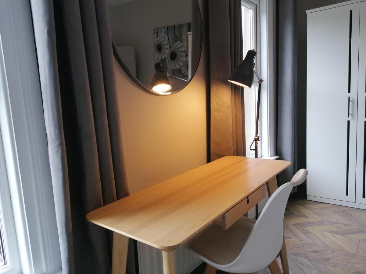 Stunning 3 Bedroom Townhouse In The Heart Of City 벨파스트 외부 사진